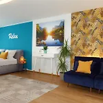 Relax - Petrol Mit Pool Und Sauna シャイデック